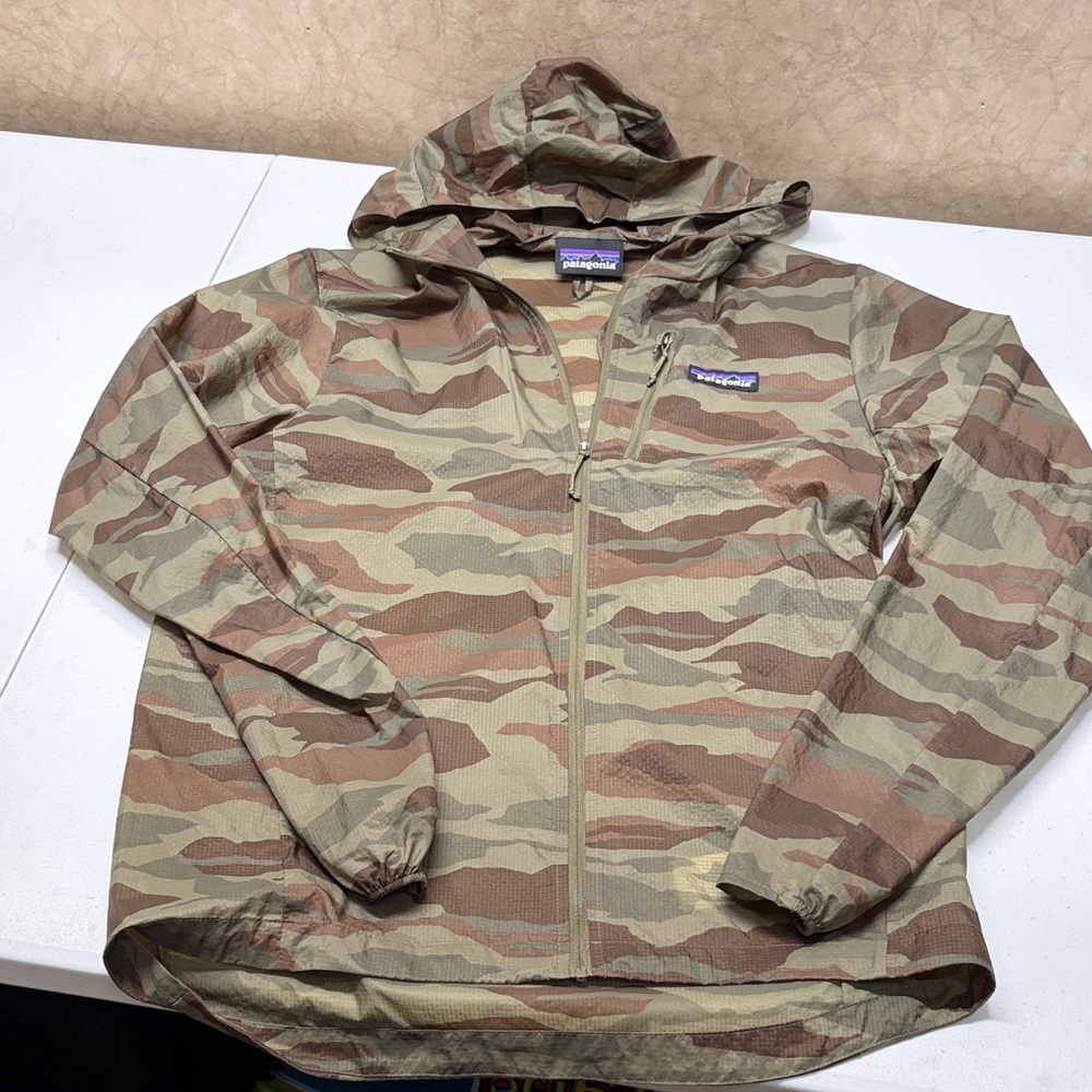 Patagonia Houdini Men’s Small Camo Hooded Windbreaker Jacket - Brown/Olive